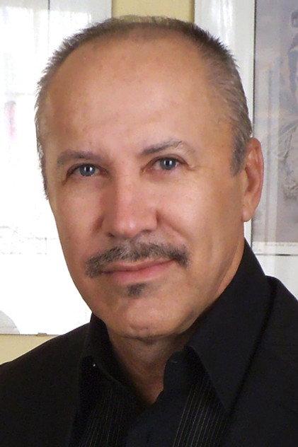 Héctor Noas - Actor Profile Photo