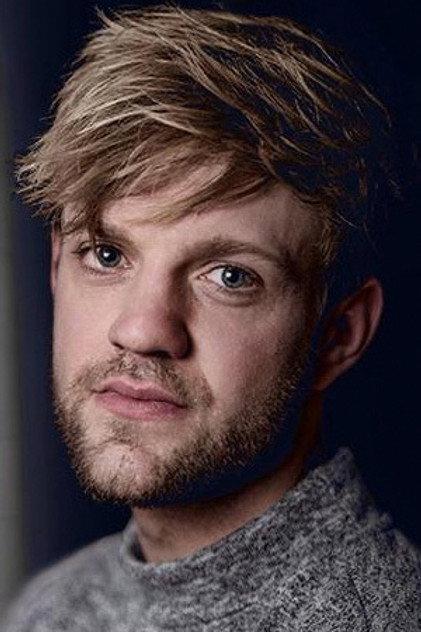 Denholm Spurr - Actor Profile Photo