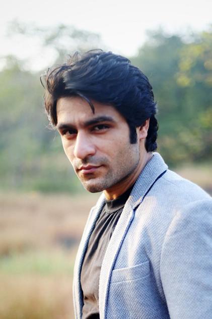 Sunny Hinduja - Actor Profile Photo