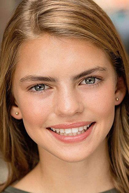 Emmie Hunter - Actor Profile Photo