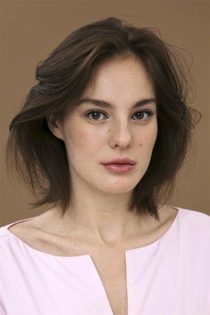 Izabel Eydlen - Actor Profile Photo