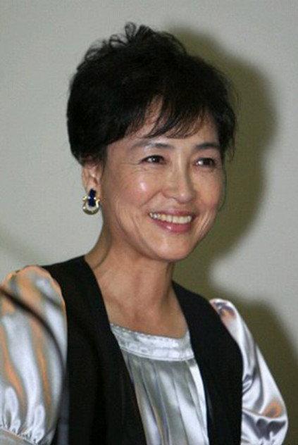Lee Hwa-si - Actor Profile Photo