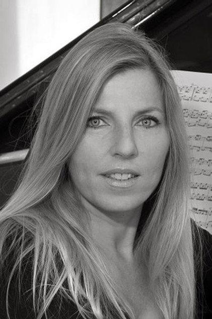 Helene Bergere - Actor Profile Photo