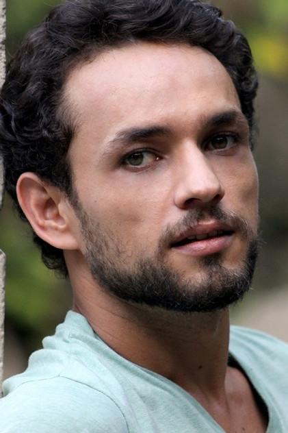 Oscar Calixto - Actor Profile Photo