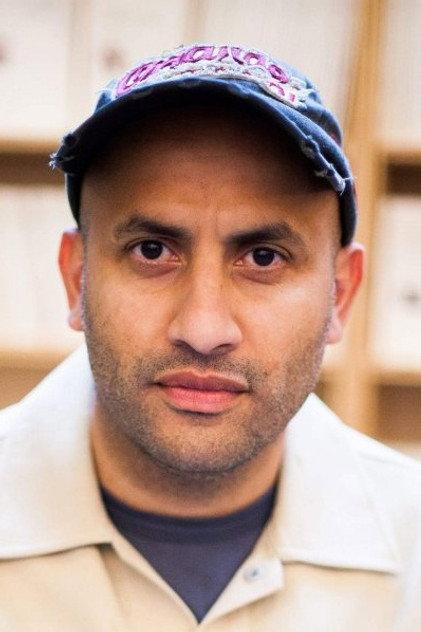 Amine Adjina - Actor Profile Photo