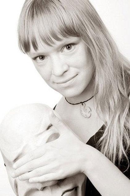 Sandra Lange - Actor Profile Photo