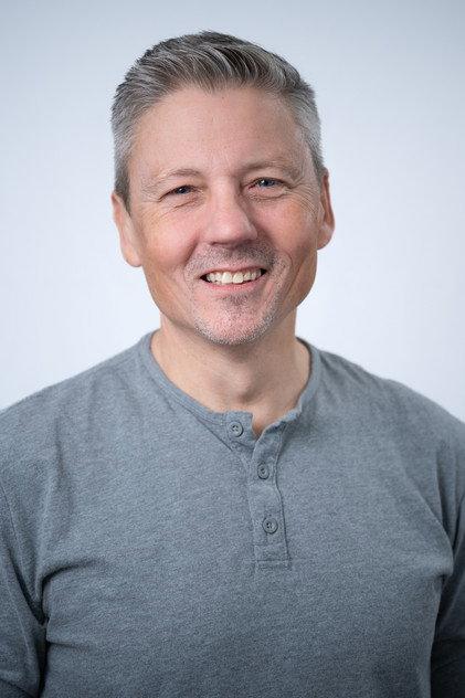 Scott Gales - Actor Profile Photo