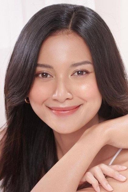 Indah Permatasari - Actor Profile Photo
