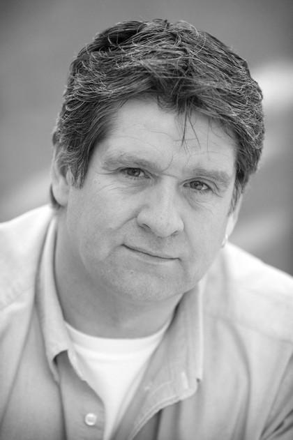 Dan Gordon - Actor Profile Photo
