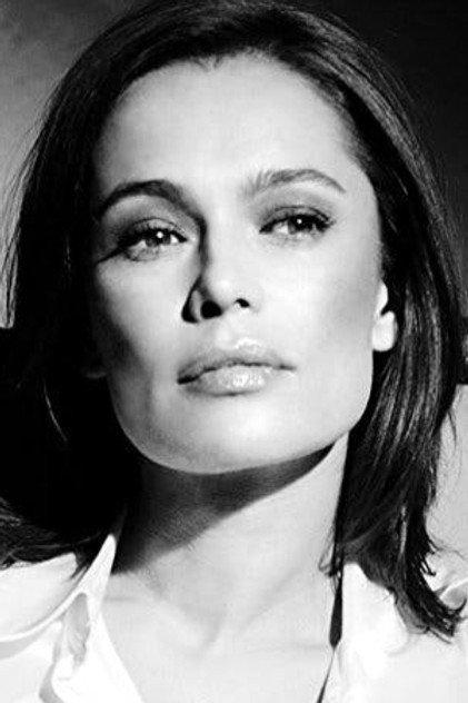 Ana Padrão - Actor Profile Photo