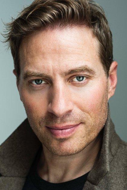 Derek Kun - Actor Profile Photo