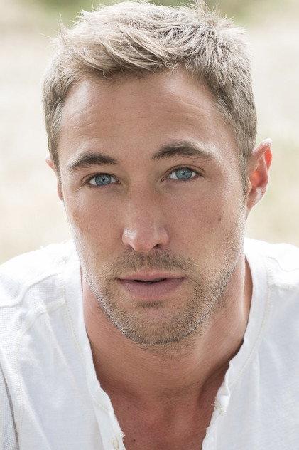 Kyle Lowder - Actor Profile Photo