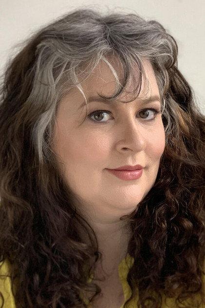 Suzanne Smith - Actor Profile Photo