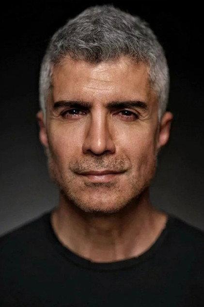 Özcan Deniz - Actor Profile Photo