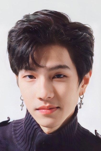 Khunnapat Pichetworawut - Actor Profile Photo