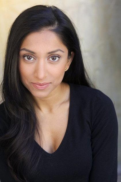 Lovlee Carroll - Actor Profile Photo