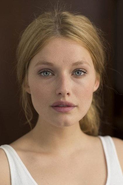 Ella-June Henrard - Actor Profile Photo