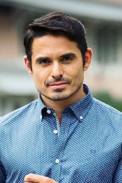 Robin Durán - Actor Profile Photo