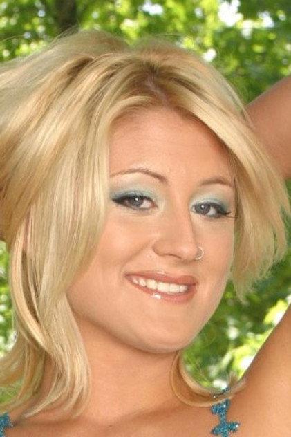 Stacy Thorn - Actor Profile Photo