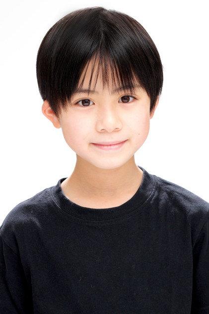 Kira Miura - Actor Profile Photo