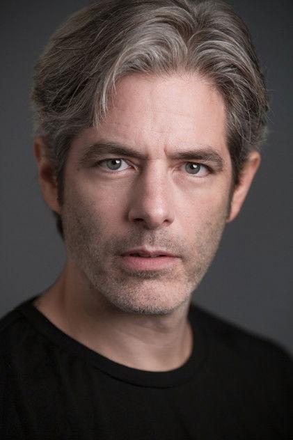 Julio Perillán - Actor Profile Photo