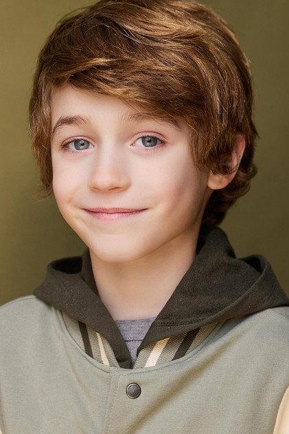 Ashton Cressman - Actor Profile Photo