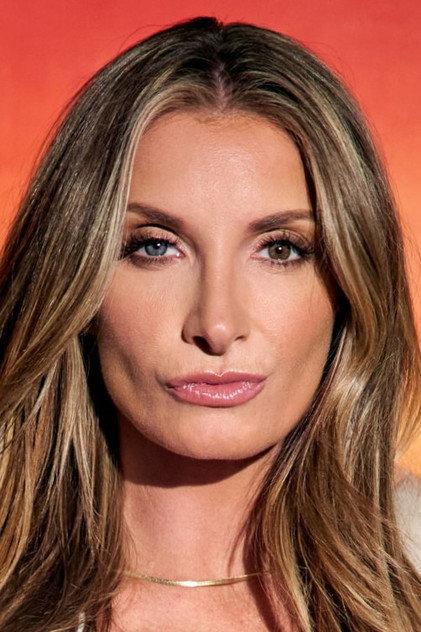 Silvia Saige - Actor Profile Photo