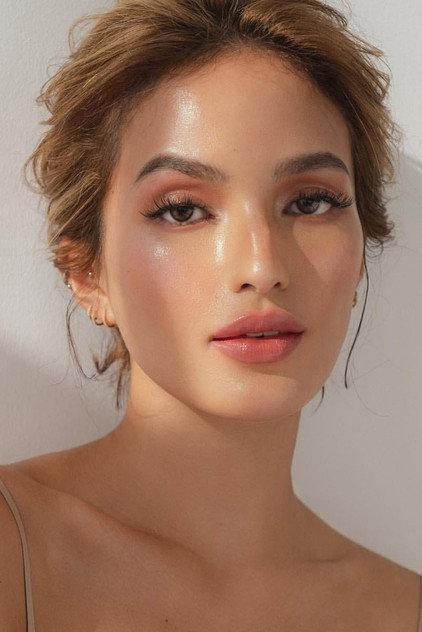Sarah Lahbati - Actor Profile Photo