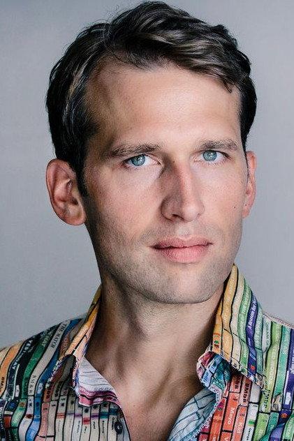 Tillbert Strahl - Actor Profile Photo