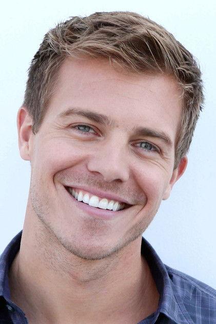 Michael Roark - Actor Profile Photo