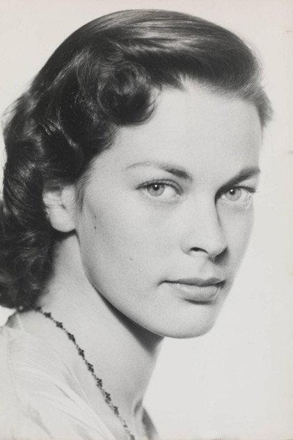 Käbi Laretei - Actor Profile Photo