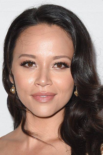 Melissa O'Neil - Actor Profile Photo