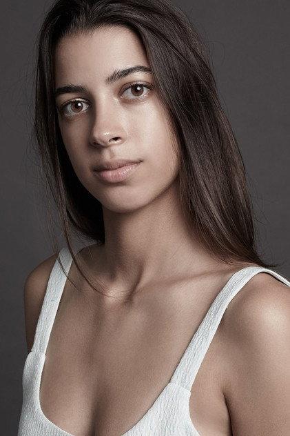Gabriela Terra - Actor Profile Photo