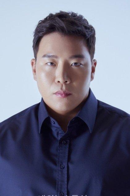 Tae Won-seok - Actor Profile Photo