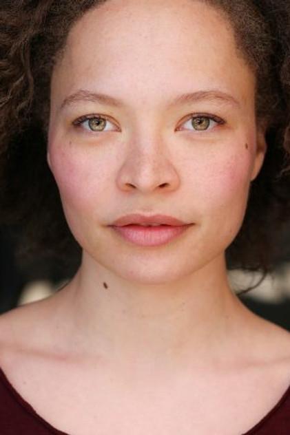 Paksie Vernon - Actor Profile Photo