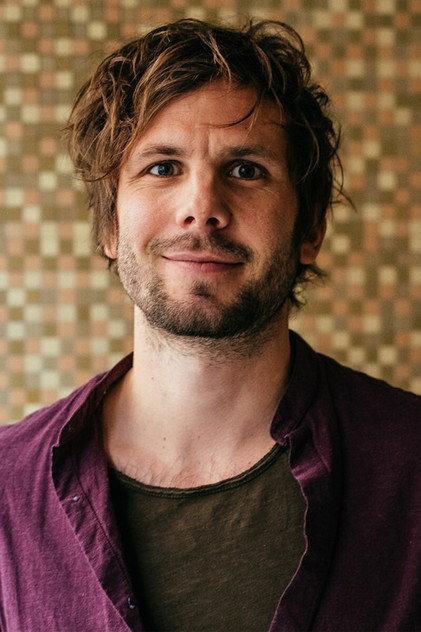 Dominik Hartl - Actor Profile Photo