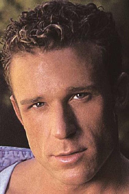 Kevin Miles - Actor Profile Photo