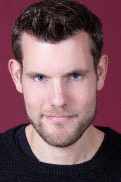 Tobi Kooiman - Actor Profile Photo