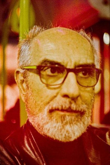 Víctor González - Actor Profile Photo