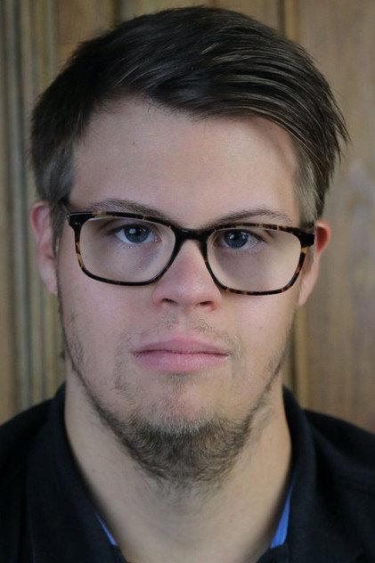 Simon Rupp - Actor Profile Photo