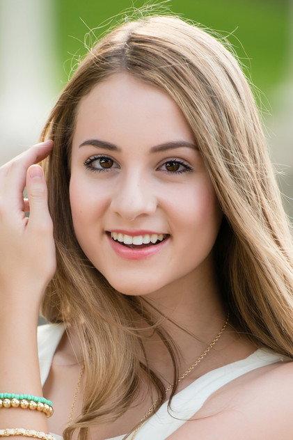 Gabrielle Valladares - Actor Profile Photo