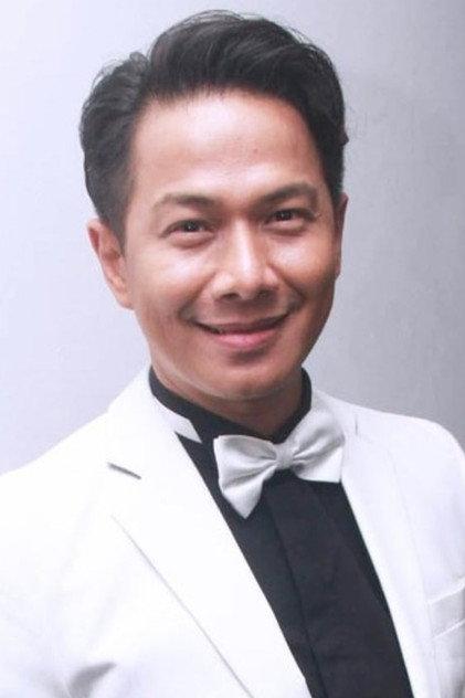 Delon Thamrin - Actor Profile Photo