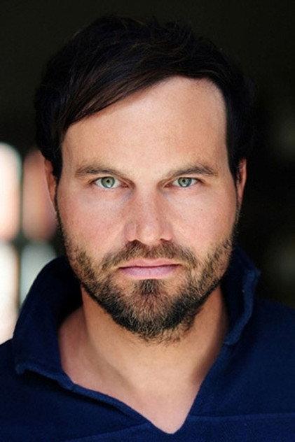 Simon Eckert - Actor Profile Photo