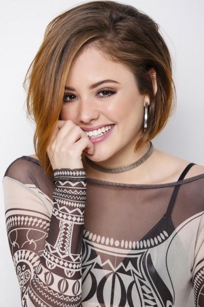 Brenda Sabryna - Actor Profile Photo