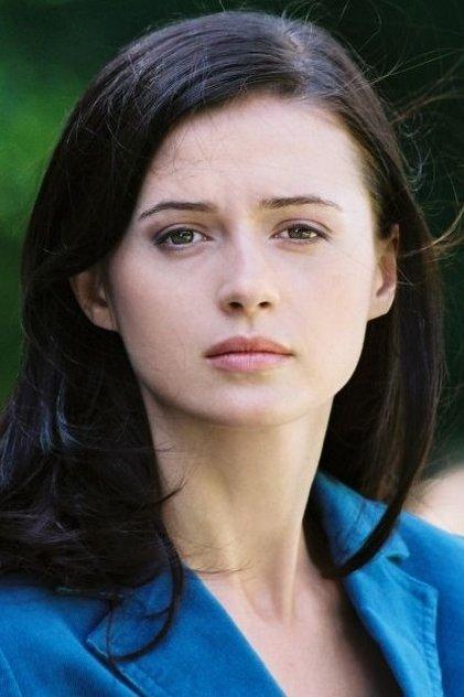 Agnieszka Grochowska - Actor Profile Photo
