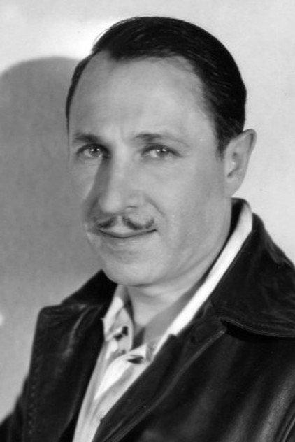 Armand Kaliz - Actor Profile Photo