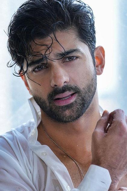 Taha Shah Badussha - Actor Profile Photo