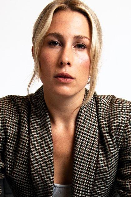 Maja Kin - Actor Profile Photo