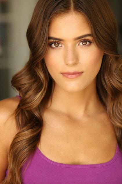 Alexandra Scott - Actor Profile Photo