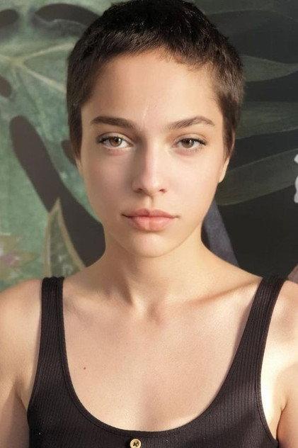 Ilinca Neacşu - Actor Profile Photo